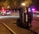 Машина встала на бок: астраханка устроила мощную аварию