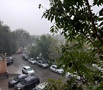 Синоптики не промахнулись: Астрахань накрыл мощный ливень с грозой