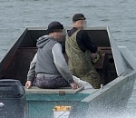 Астраханские полицейские провели 18 обысков и нашли 400 кило осетрины и два кило икры