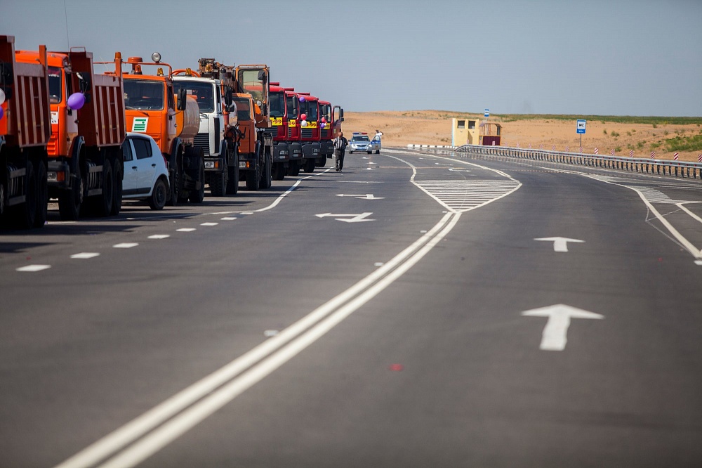 В Астраханской области ввели в эксплуатацию первый  участок новой автотрассы Астрахань — Махачкала