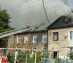 На трусовской стороне в Астрахани сильный пожар