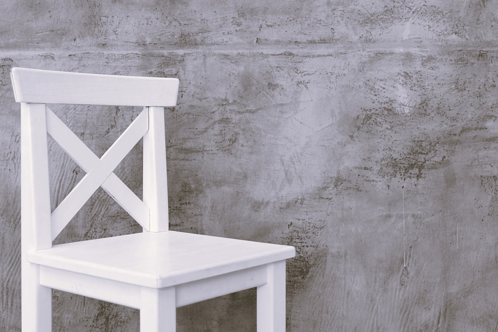 Астраханка насмерть забила табуреткой свою подругу