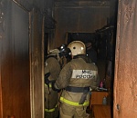 Астраханец получил ожоги ног, просто покурив в квартире