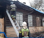 Сегодня утром в центре Астрахани загорелся одноэтажный жилой дом