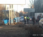 Водителю стало плохо. Известны подробности ДТП с синим автобусом