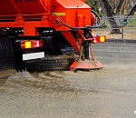 Зимой с гололедом в Астрахани будут бороться пескосоляной смесью