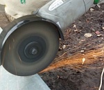 Астраханец сам себя убил болгаркой