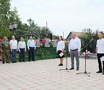 Председатель Думы Астраханской области Игорь Мартынов почтил память павших бойцов на митинге в Самосделке