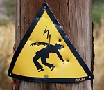 В Астрахани следком проводит проверку по факту гибели мужчины от удара током