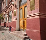 Социальные льготы астраханским губернаторам пересмотрели в минус, но только в теории