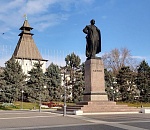 Площадь Ленина в Астрахани пока не засветится