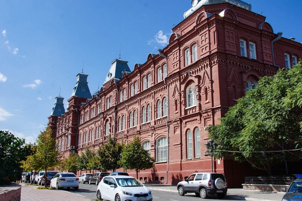 Руководителей СМИ познакомили с новым пресс-секретарём губернатора