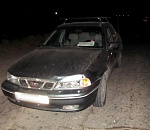 Под Астраханью под колесами автомобиля погиб мужчина