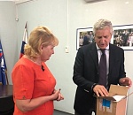 Леонид Огуль помог сельской больнице с оборудованием