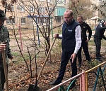 Жители астраханской многоэтажки позвали Игоря Седова в гости по необычному поводу