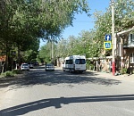 В Астрахани маршрутка сбила женщину