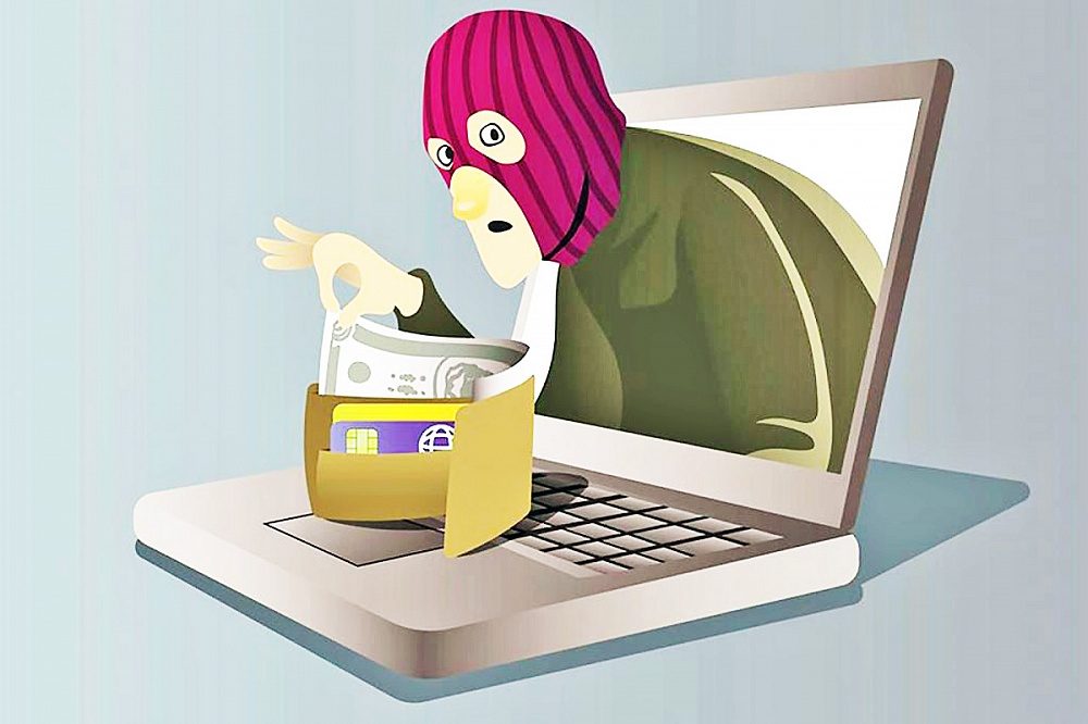 Астраханка рассказала, как мошенники обвели ее при продаже часов через сервис «Безопасная сделка»