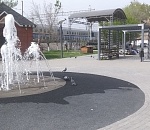 В Астрахани в парке у вокзала заработал фонтан