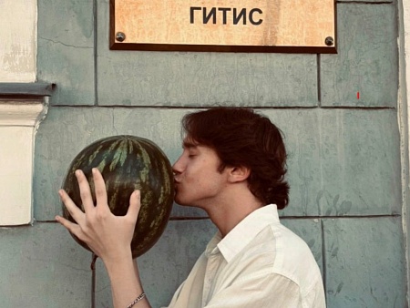 Астраханец поступил в ГИТИС после очных прослушиваний в родном городе