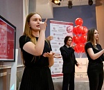 В Астрахани запустили пилотный проект по подготовке сурдопереводчиков