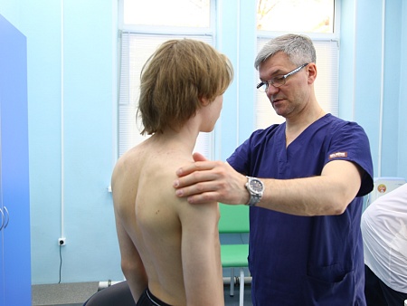 Астраханские дети получат высокотехнологичную медицинскую помощь в Санкт-Петербурге