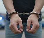 В Астрахани подросток и его совершеннолетний приятель попались на синтетической закладке