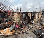 Под Астраханью горел жилой дом, от ожогов пострадали две женщины