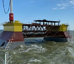 ЛУКОЙЛ продолжает строить платформы в Астраханской области