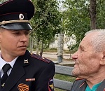 Сотрудник астраханской полиции написал пронзительный стих памяти победителей