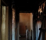 В астраханском райцентре подожгли квартиру в двухэтажном доме