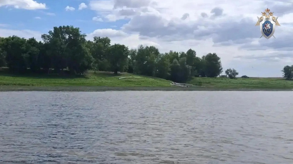 Зарезал и сбросил в воду: отдых на берегу астраханской реки закончился убийством