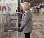 Выставка детских рисунков «Оставайся за линией безопасности» открылась на вокзале Астрахани