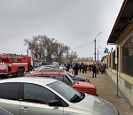 В Астрахани эвакуируют администрацию, больницы и школы города