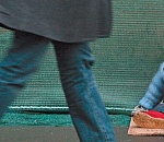 Астраханка вместо учебы в школе заставляла сыновей заниматься попрошайничеством