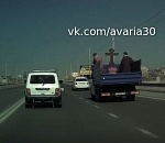 Астраханские улицы окропили святой водой от коронавируса