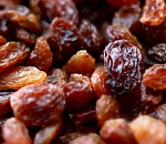 Через порты Астрахани в Россию с начала 2023 года ввезли более 2000 тонн изюма