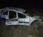 Без прав на угнанном авто: после ДТП на астраханской трассе восемь человек увезли в больницу