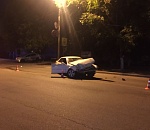 22-летнюю астраханку, у которой нет водительских прав, посадили в иномарку, и она устроила жесткое ДТП