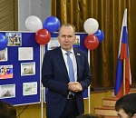 Председатель Гордумы Астрахани Игорь Седов провел урок для школьников Военного городка