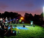 Астраханцев все лето приглашают посмотреть кино на траве 