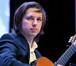 В Астрахани выступит гитарист, занесенный в Книгу рекордов планеты