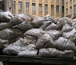 В Астрахани запущен пилотный проект по вывозу мусора