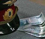 В Астрахани продавец контрафактной одежды хотел подкупить полицейского