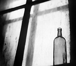 В Астрахани пьяная санитарка погибла, выпав из окна больницы