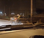 В Астрахани такси едва не слетело с моста