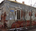 Прокуратура сократила срок проживания астраханцев в аварийном доме в центре города 