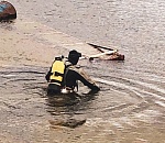 Две секции затонувшего под Астраханью моста извлекли из воды