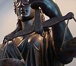 Астраханец, врезавшийся в опору ЛЭП на неисправном автомобиле, предстанет перед судом