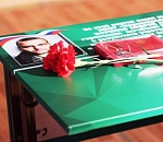 В астраханской школе появилась парта героя спецоперации