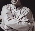 В Астрахани психически неуравновешенный мужчина накинулся на полицейского с ножом